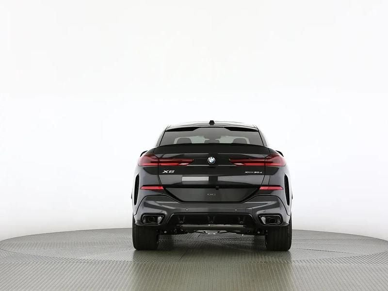 Neu BMW X6 M Sport 298 PS (219 kW) 2025 Schwarz SUV