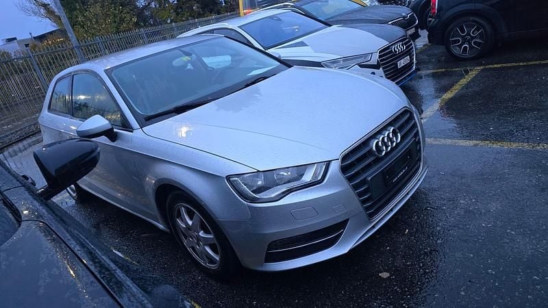 Gebraucht 2013 Audi A3 Attraction Limousine | CHF 4’500 (Guter Preis) - Bild 1/4