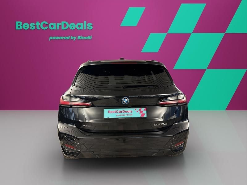 Gebraucht BMW 230e Active Tourer M Sport 326 PS (239 kW) 2023 Schwarz Van / Kleinbus