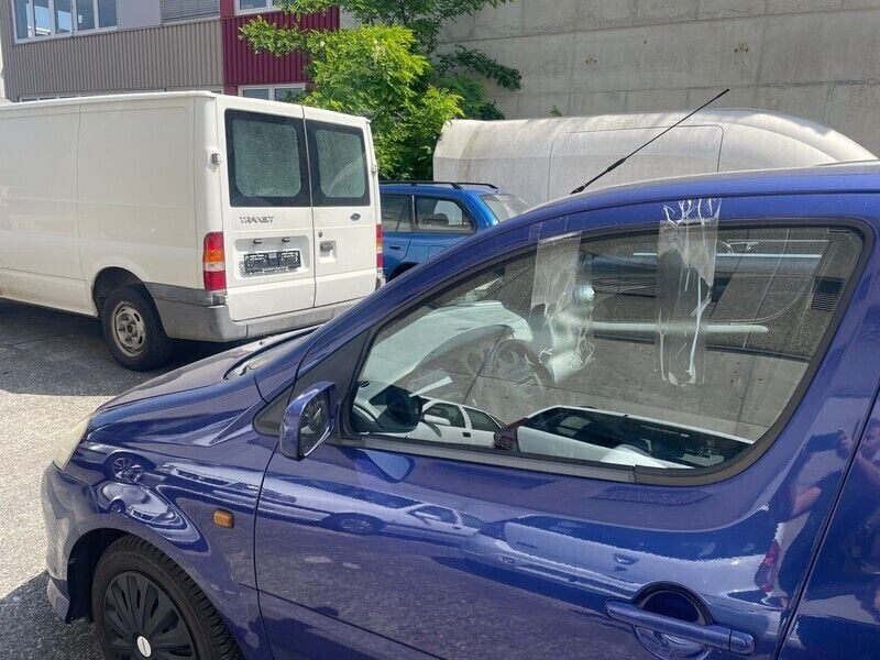 Gebraucht Daihatsu YRV 87 PS (63 kW) 2001 Van / Kleinbus