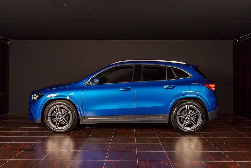 Gebraucht Mercedes GLA220 190 PS (139 kW) 2023 SUV