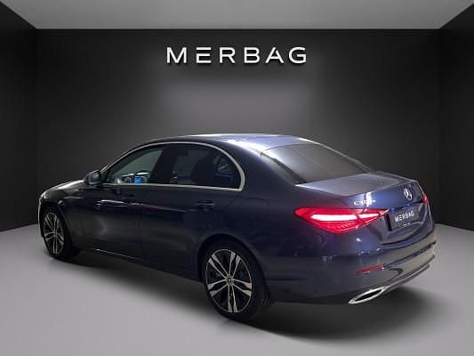 Gebraucht Mercedes C300e Avantgarde 204 PS (150 kW) 2023 Blau Limousine