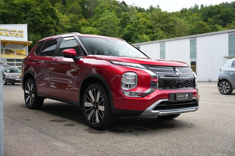 Neu 2025 Mitsubishi Outlander P-HEV Intense SUV | CHF 60’479 (Etwas zu teuer) - Bild 1/4