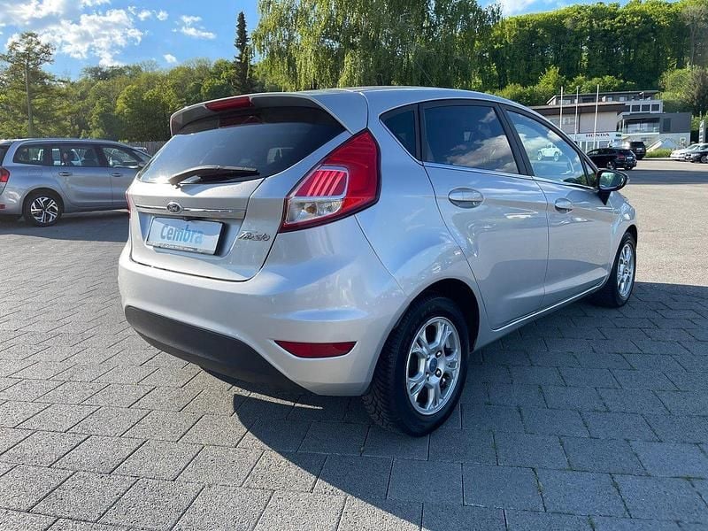 Gebraucht Ford Fiesta Titanium 95 PS (69 kW) 2016 Kleinwagen