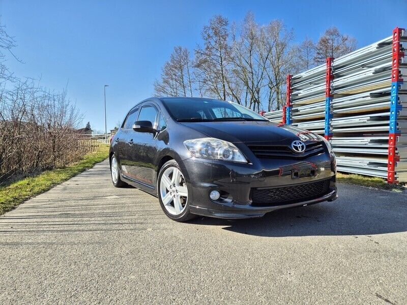 Gebraucht 2011 Toyota Auris | CHF 9’500 - Bild 1/4