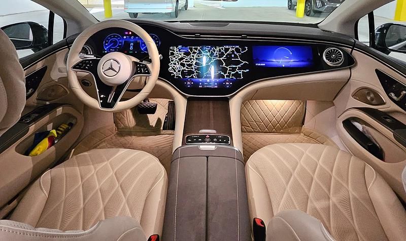 Gebraucht Mercedes EQS580 385 kW (524 PS) 2022