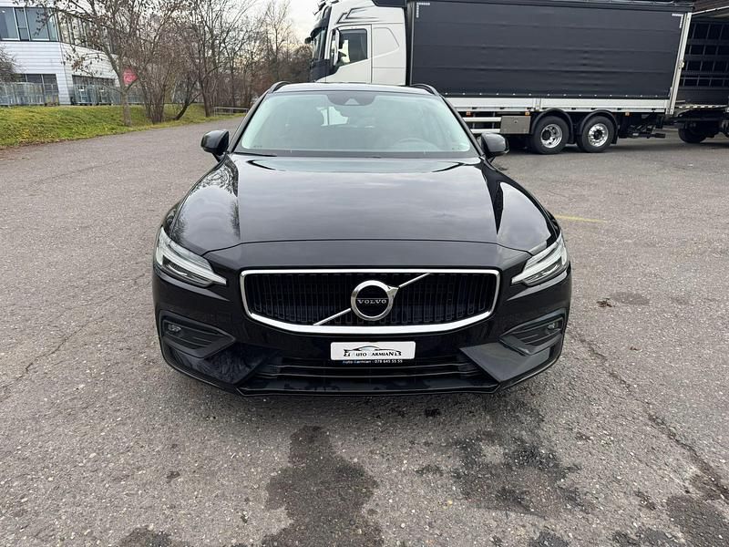 Gebraucht 2018 Volvo V60 Momentum Kombi | CHF 19’900 - Bild 1/4