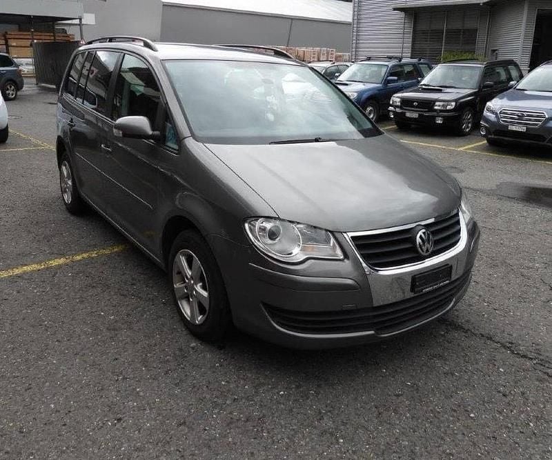 Gebraucht 2007 VW Touran Highline Van / Kleinbus | CHF 2’900 (Fairer Preis) - Bild 1/4