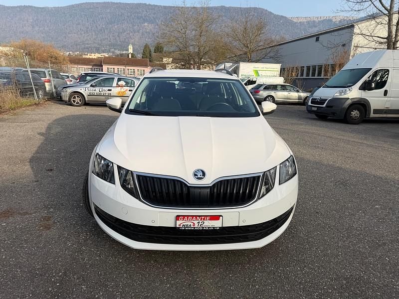 Gebraucht Skoda Octavia Ambition 115 PS (84 kW) 2020 Kombi