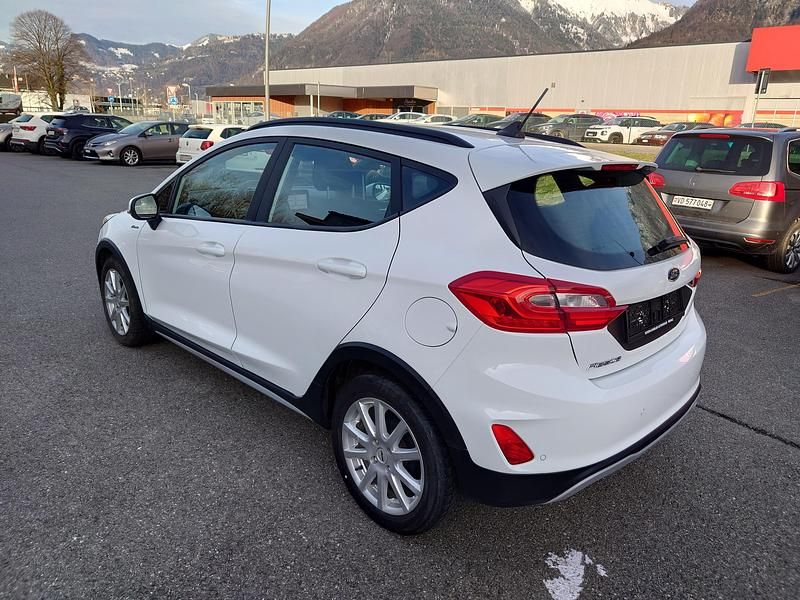 Gebraucht Ford Fiesta Active 100 PS (73 kW) 2020 Weiss Limousine