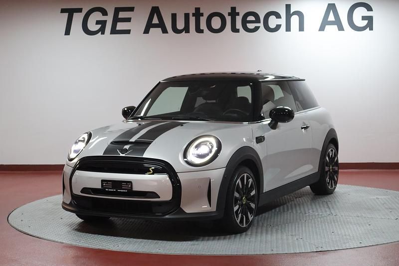 Gebraucht Mini Cooper SE 135 kW (184 PS) 2021 Kleinwagen