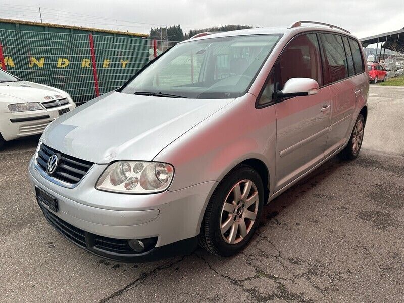 Gebraucht 2005 VW Touran Trendline Van / Kleinbus | CHF 1’900 (Fairer Preis) - Bild 1/4
