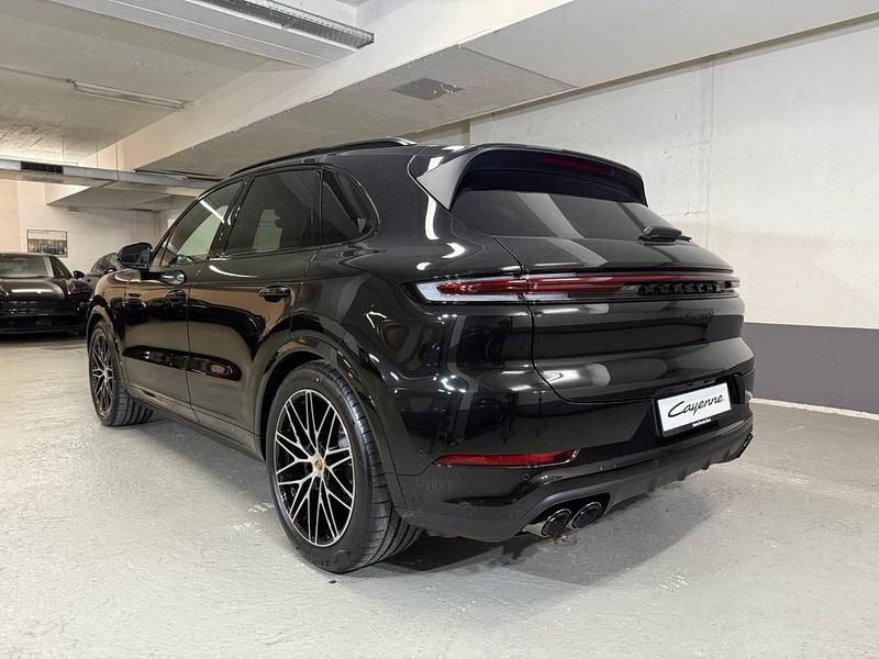 Neu Porsche Cayenne Black Edition 353 PS (259 kW) 2025 SUV