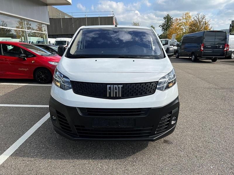 Gebraucht Fiat Scudo Business 145 PS (106 kW) 2023 Van