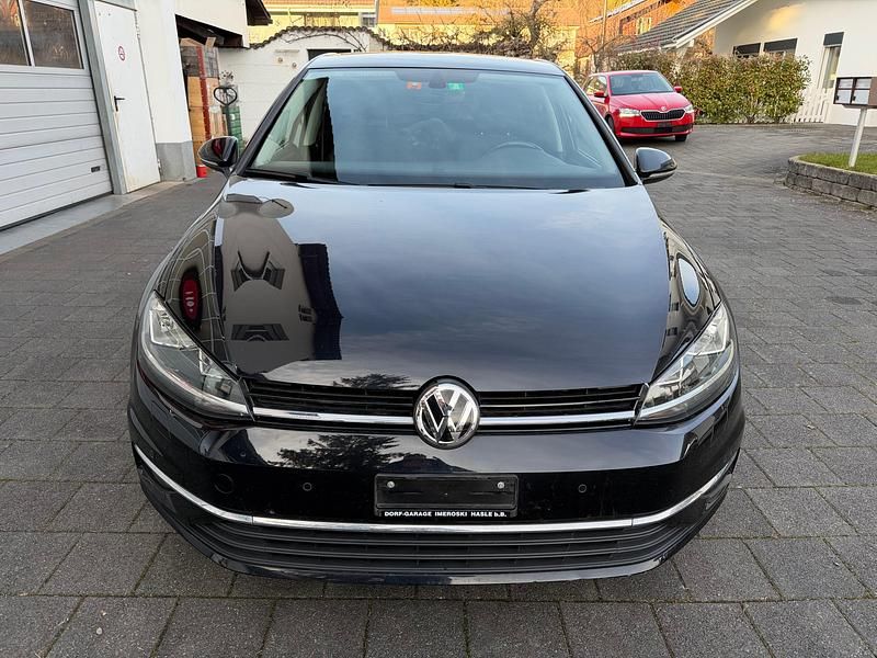 Gebraucht VW Golf VII Comfortline 110 PS (80 kW) 2017