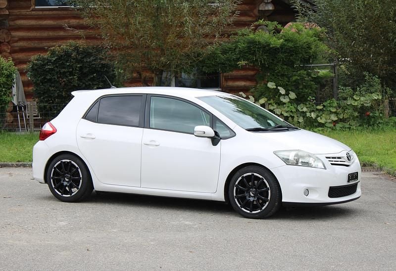 Gebraucht Toyota Auris 147 PS (108 kW) 2011 Kleinwagen