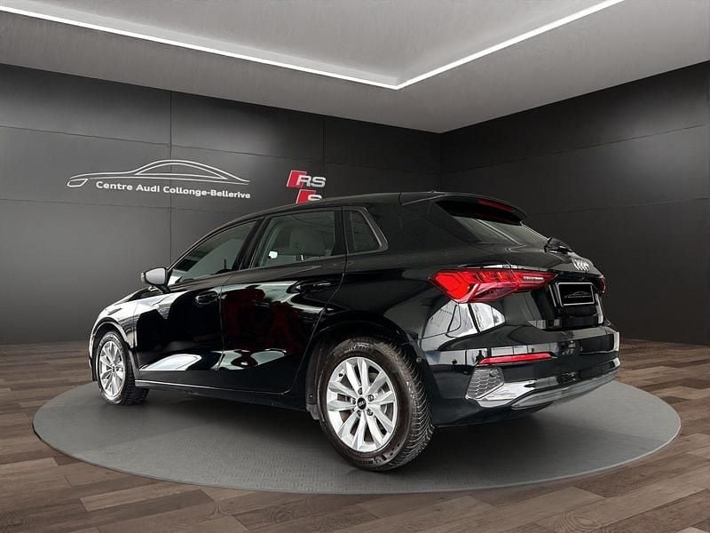 Gebraucht Audi A3 Attraction 150 PS (110 kW) 2021 Schwarz Limousine