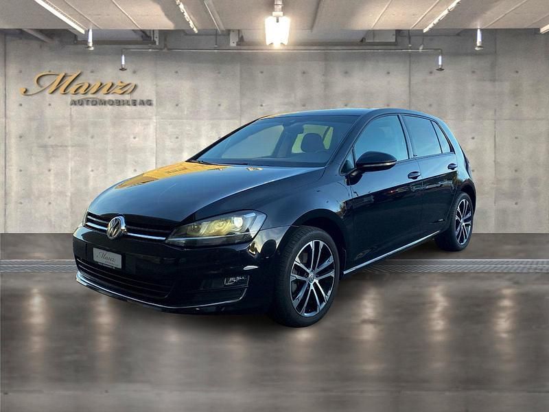Gebraucht VW Golf VII Allstar 110 PS (80 kW) 2017 Limousine