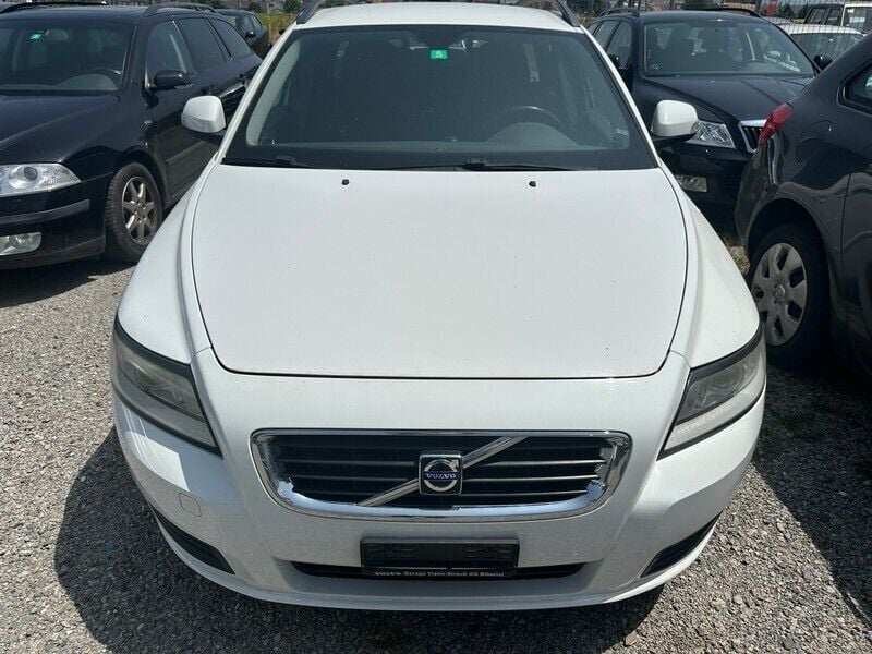 Gebraucht 2010 Volvo V50 Summum Kombi | CHF 2’600 - Bild 1/4