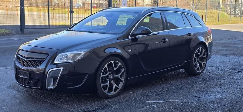 Gebraucht Opel Insignia OPC 325 PS (239 kW) 2010 Kombi