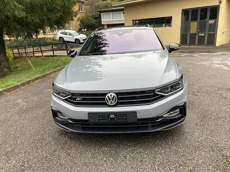 Gebraucht VW Passat R-line Edition 272 PS (200 kW) 2020 Grau Kombi
