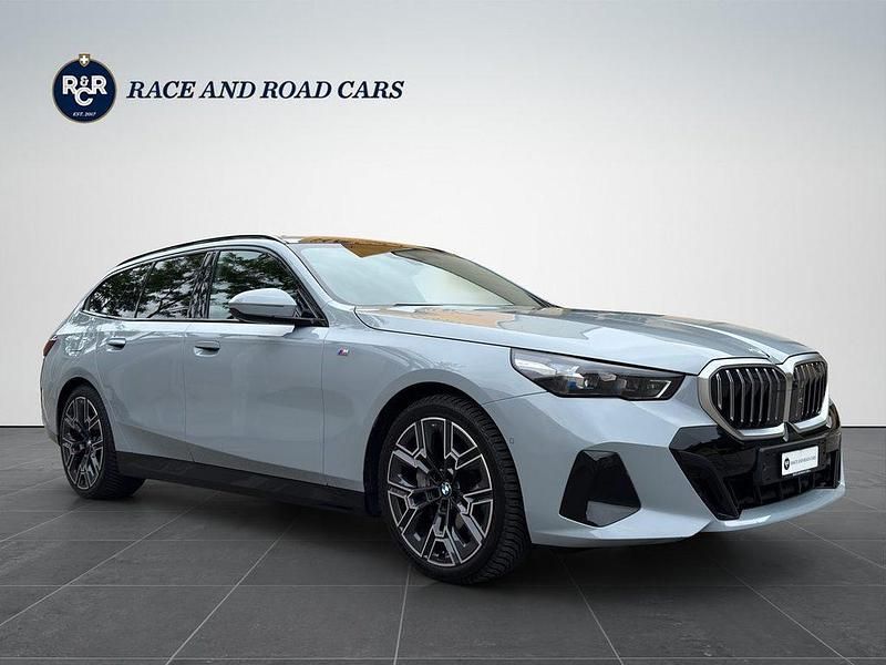 Gebraucht BMW 540 M Sport 303 PS (222 kW) 2024 Kombi