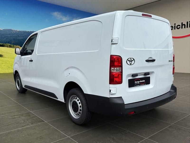 Neu Toyota Proace Active 144 PS (105 kW) 2025 Van / Kleinbus