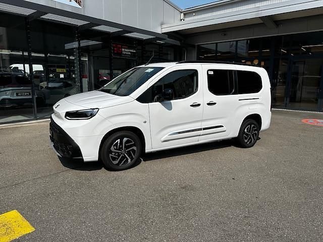 Neu Toyota Proace Verso City 130 PS (95 kW) 2026 Weiss Kombi
