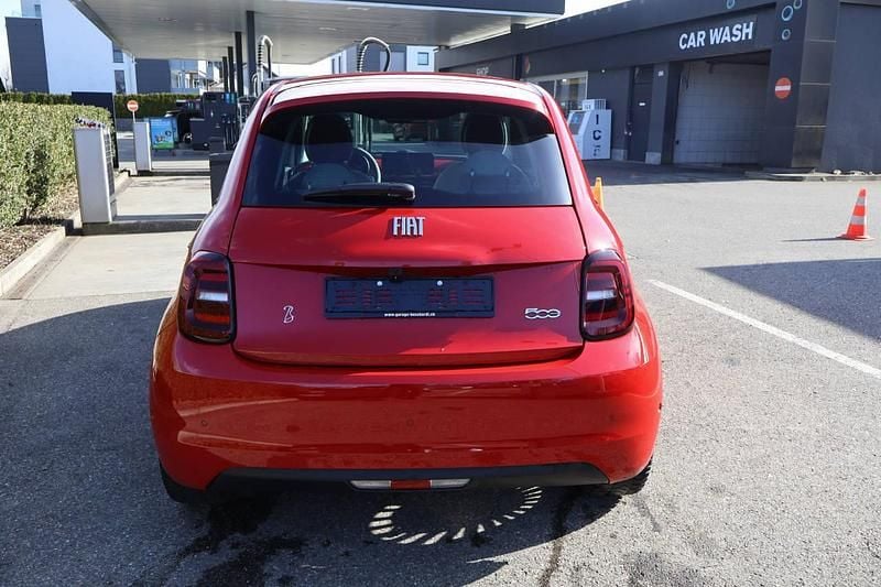 Gebraucht Fiat 500e La Prima 86 kW (118 PS) 2025 Limousine