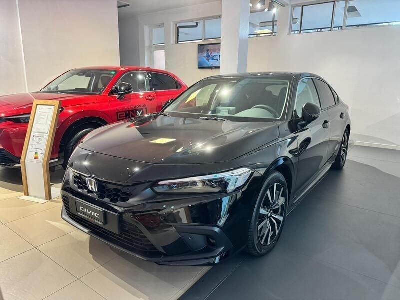 Gebraucht Honda Civic Elegance 184 PS (135 kW) 2024 Schwarz Limousine