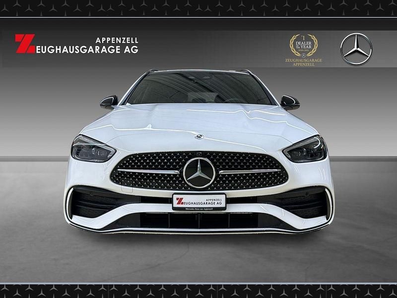 Gebraucht Mercedes C220 196 PS (144 kW) 2024 Weiss Kombi