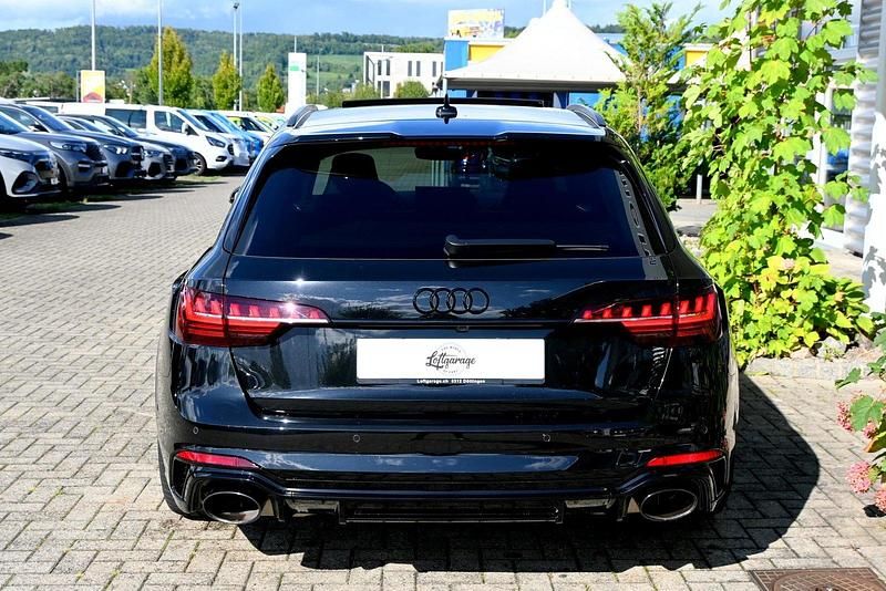 Gebraucht Audi RS4 Ambiente 450 PS (330 kW) 2022 Kombi