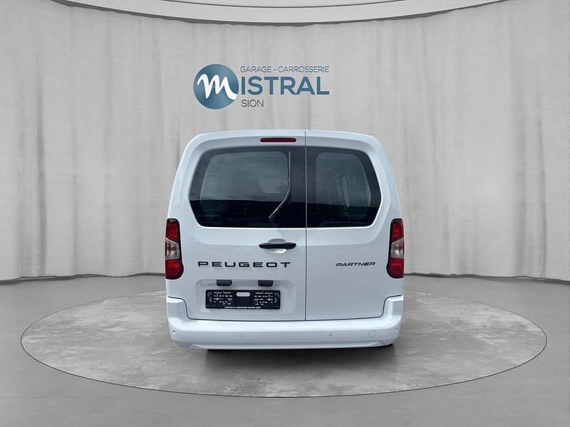 Neu Peugeot Partner 130 PS (95 kW) 2025 Van / Kleinbus