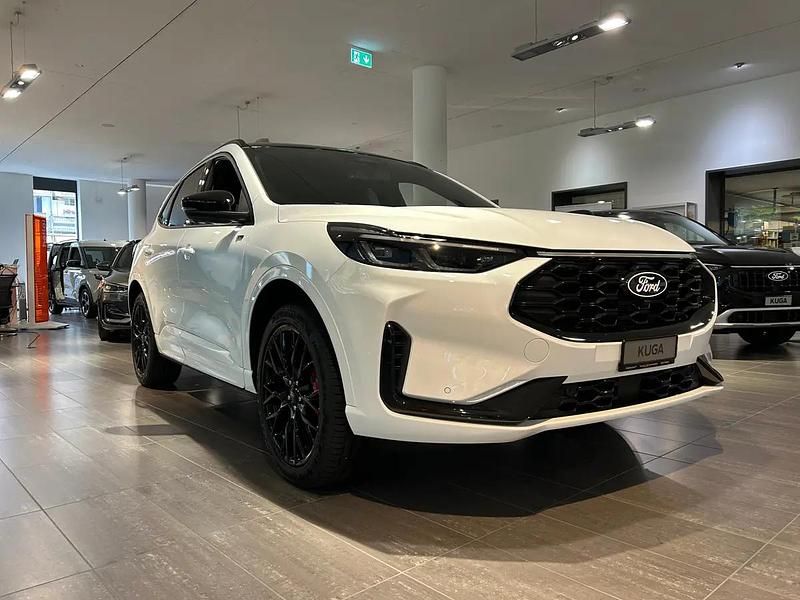 Weiss Neu 2025 Ford Kuga ST-Line X SUV | CHF 52’850 (Teuer) - Bild 1/4