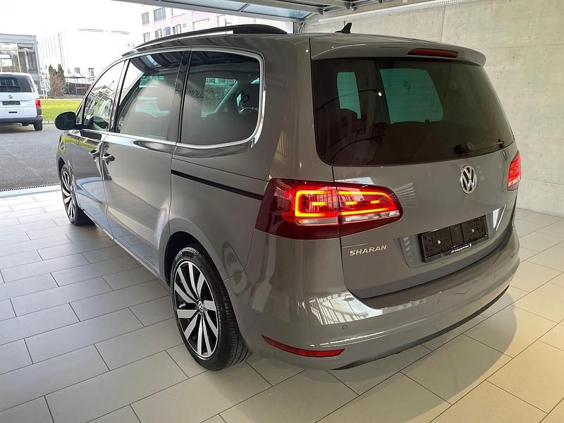 Gebraucht VW Sharan United 150 PS (110 kW) 2021 Van / Kleinbus