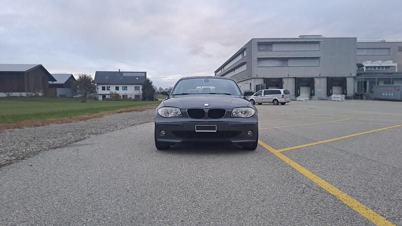 Gebraucht 2004 BMW 120 Kleinwagen | CHF 3’899 - Bild 1/4