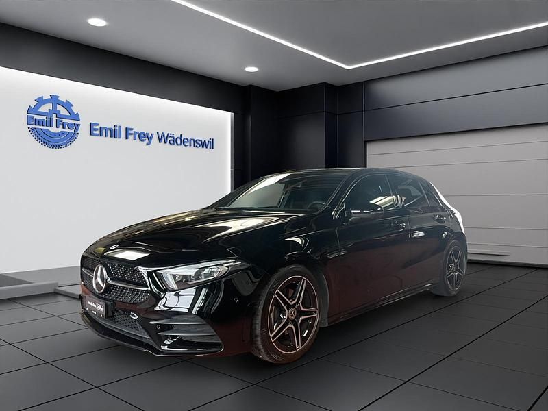 Schwarz Gebraucht 2021 Mercedes A200 AMG line Limousine | CHF 26’900 (Fairer Preis) - Bild 1/3