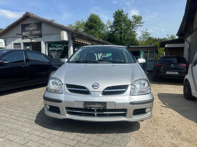Gebraucht Nissan Almera Tino Tekna 116 PS (85 kW) 2005 Van / Kleinbus
