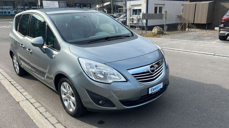Gebraucht Opel Meriva Color Edition 140 PS (102 kW) 2012 Van / Kleinbus