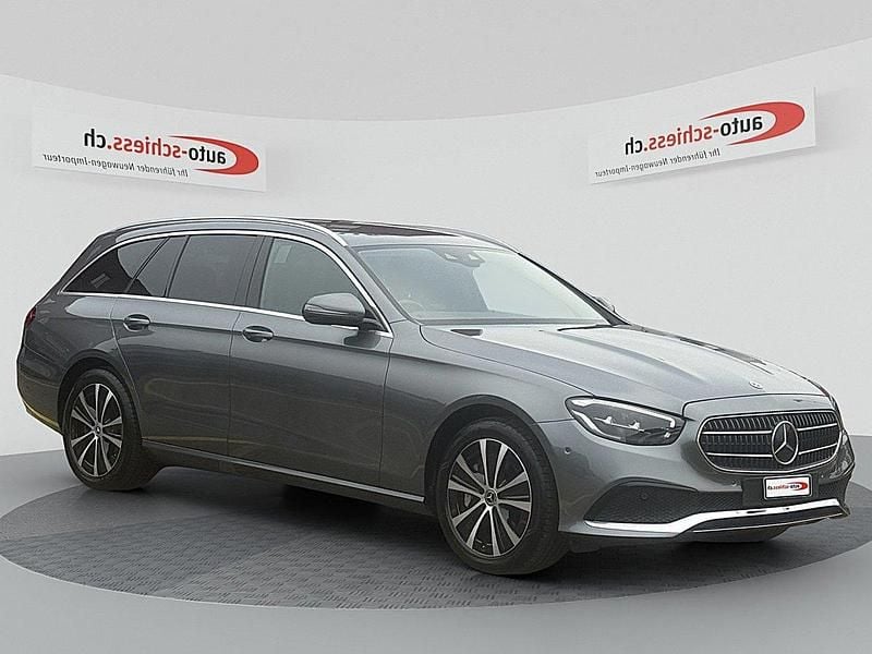 Gebraucht Mercedes E300 Avantgarde 306 PS (225 kW) 2021 Kombi