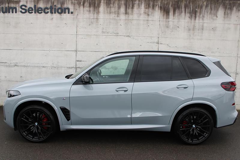Gebraucht BMW X5 M Sport 381 PS (280 kW) 2024 SUV