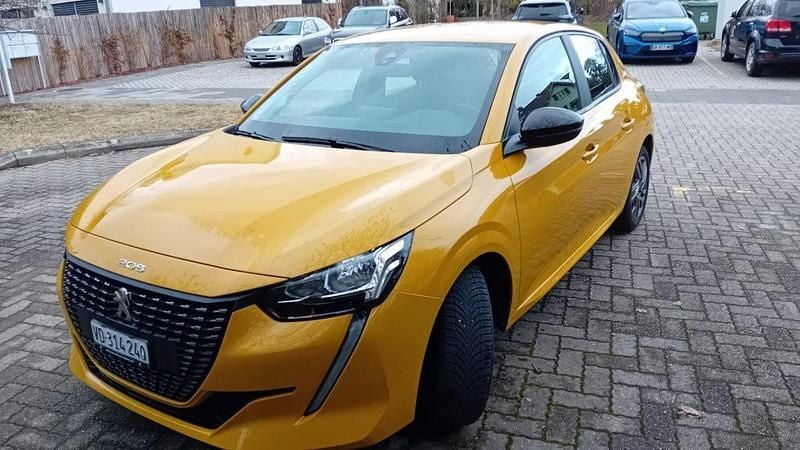 Gebraucht Peugeot 208 Active 100 PS (73 kW) 2022 Kleinwagen