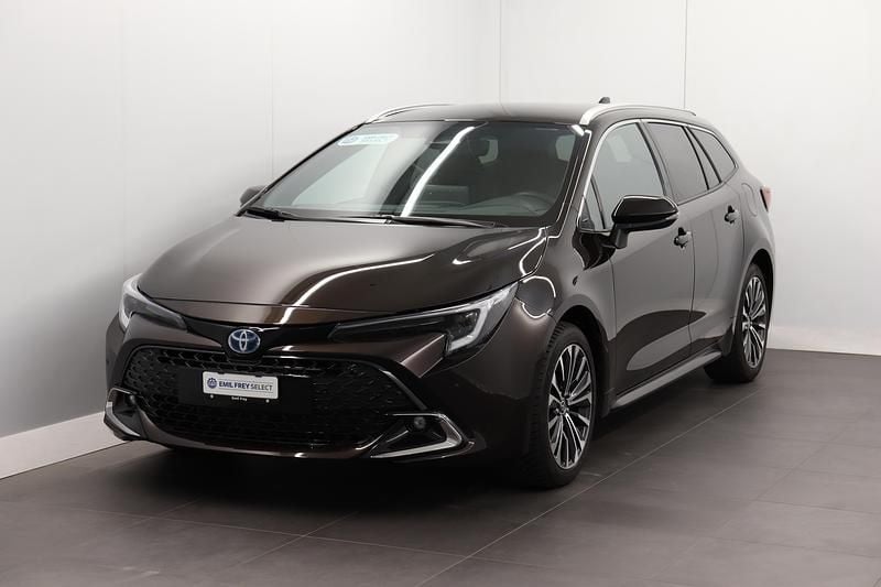 Gebraucht Toyota Corolla Trend 196 PS (144 kW) 2024 Braun Kombi