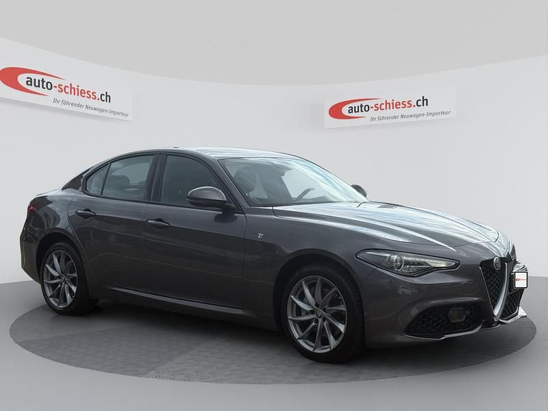 Gebraucht 2023 Alfa Romeo Giulia Ti Limousine | CHF 26’800 - Bild 1/4