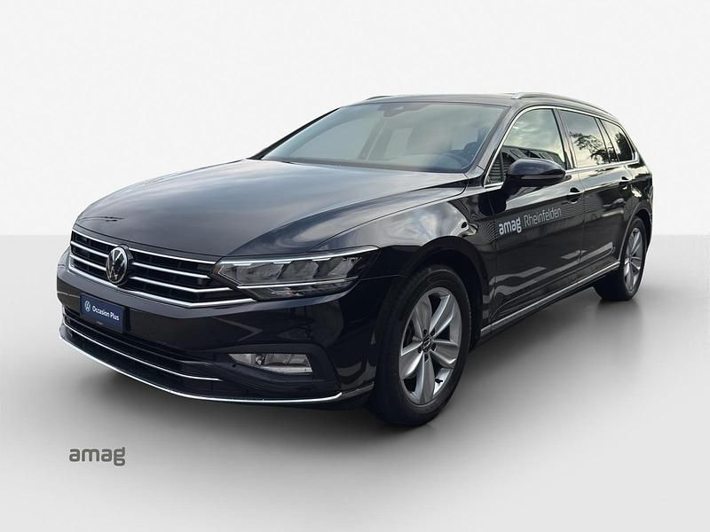 Gebraucht VW Passat Elegance 200 PS (147 kW) 2022 Deepblack perleffekt Kombi