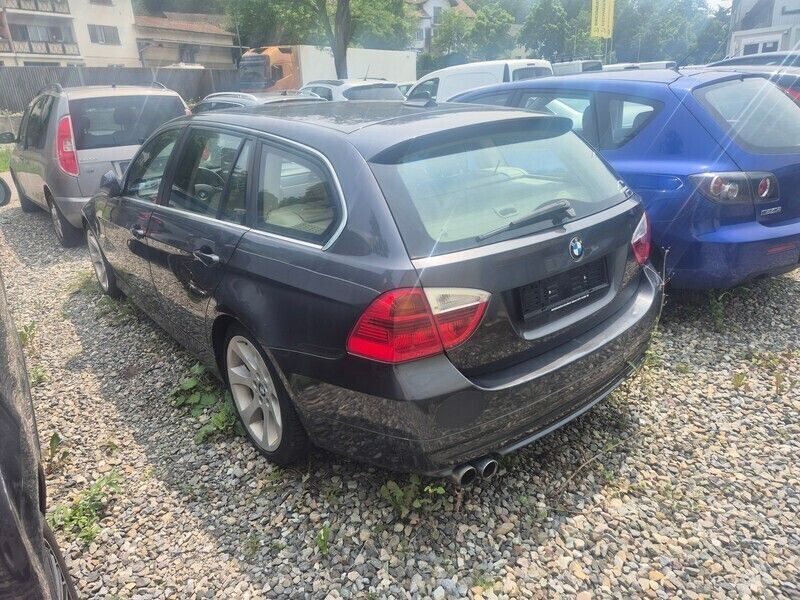 Gebraucht BMW 330 258 PS (189 kW) 2006 Kombi