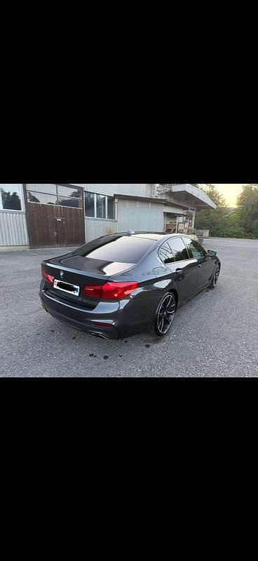 Gebraucht BMW 530 Sport Line 252 PS (185 kW) 2017