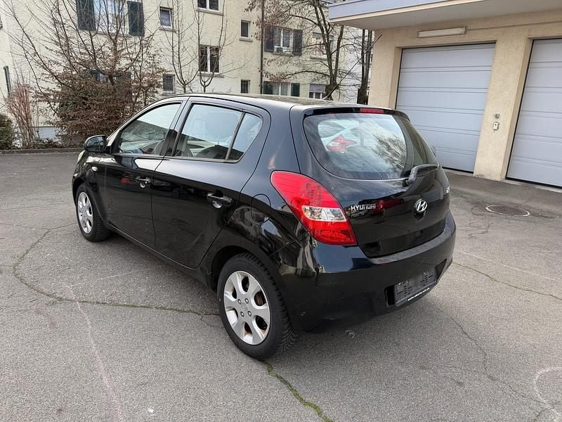 Gebraucht Hyundai i20 Edition 101 PS (74 kW) 2010 Kleinwagen