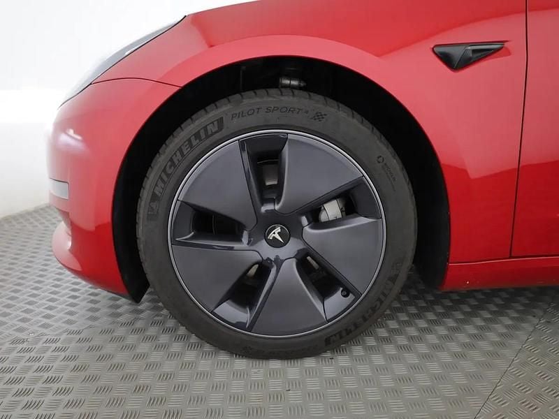 Gebraucht Tesla Model 3 366 kW (498 PS) 2025 Rot Limousine