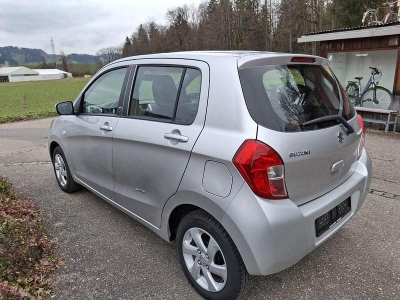 Gebraucht Suzuki Celerio 68 PS (50 kW) 2015 Kleinwagen